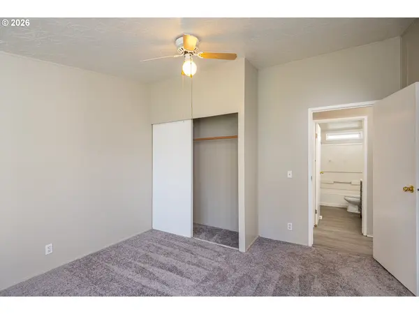 Oakridge, OR 97463,47757 FAIRY GLEN DR