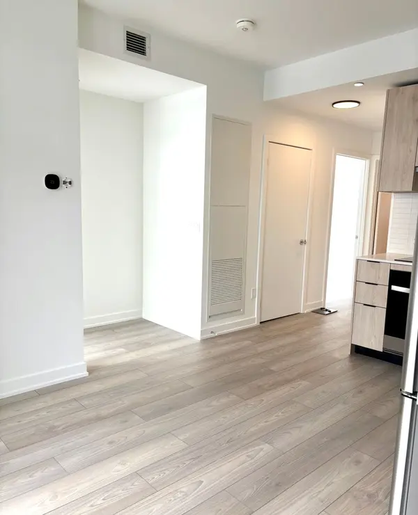 Toronto W08, ON M8Z 0H4,1007 Queensway N/A #1408