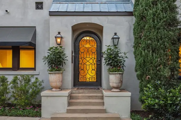 Fort Worth, TX 76109,2560 Cockrell Avenue