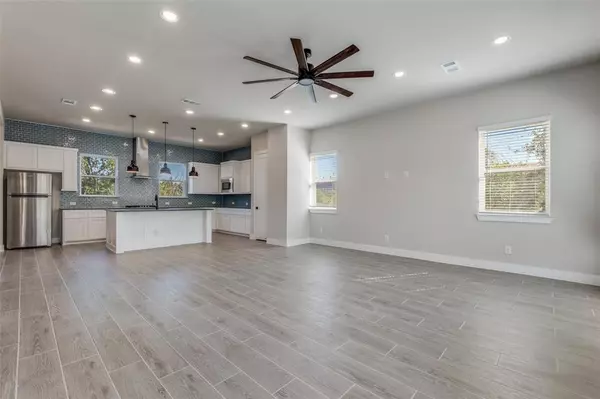 Dallas, TX 75212,2452 Carmelita Street