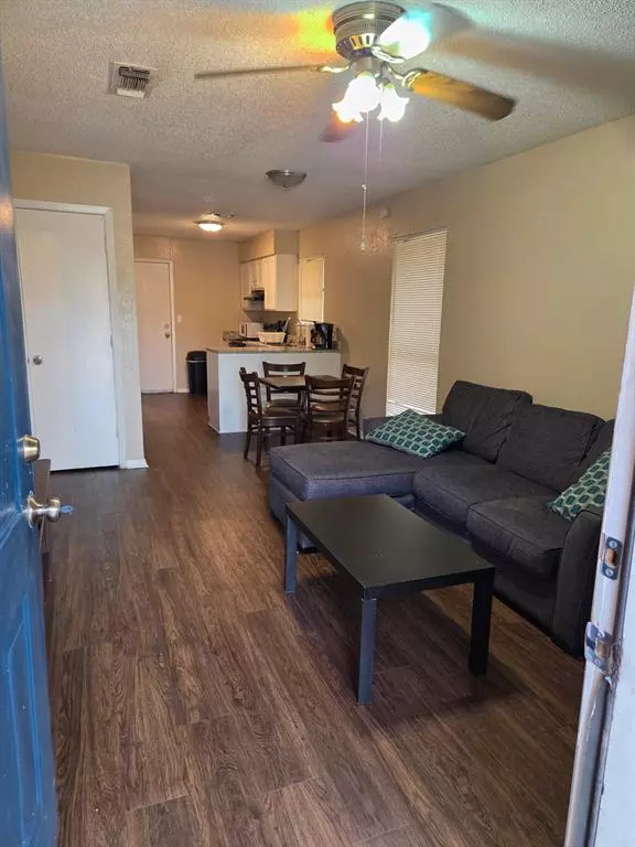 Paris, TX 75460,740,742,744 Sycamore Street #74