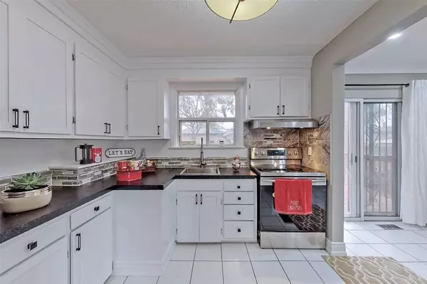 Brampton, ON L6V 1W8,46 Brisco ST