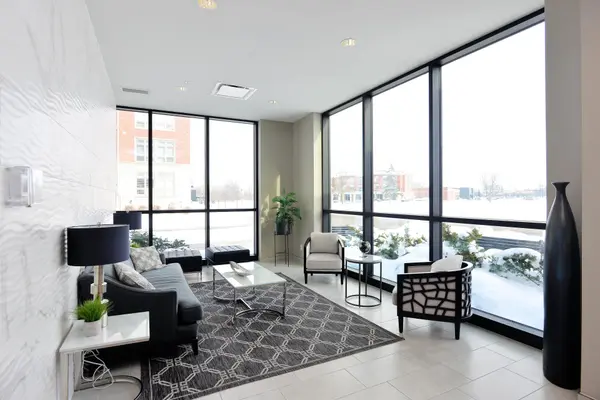 Kitchener, ON N2E 0H4,175 Commonwealth ST #107