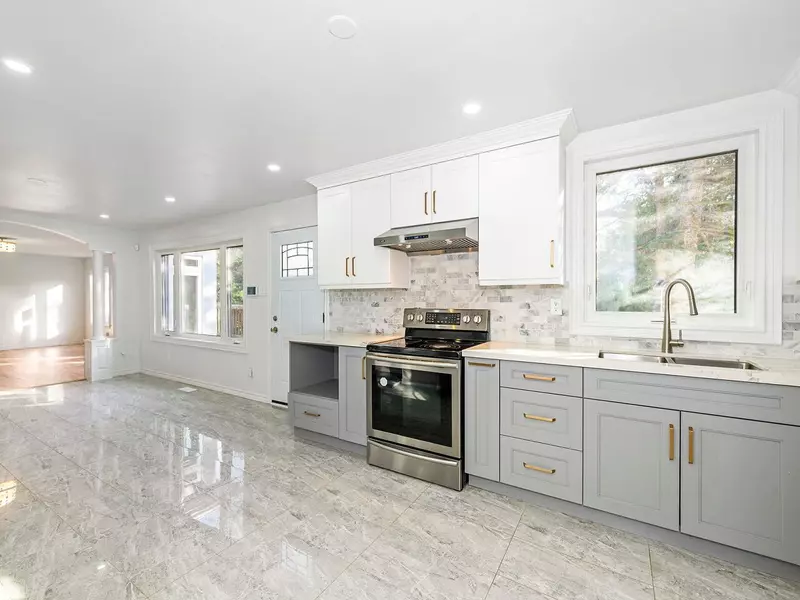 4800 Herald RD, East Gwillimbury, ON L0G 1M0