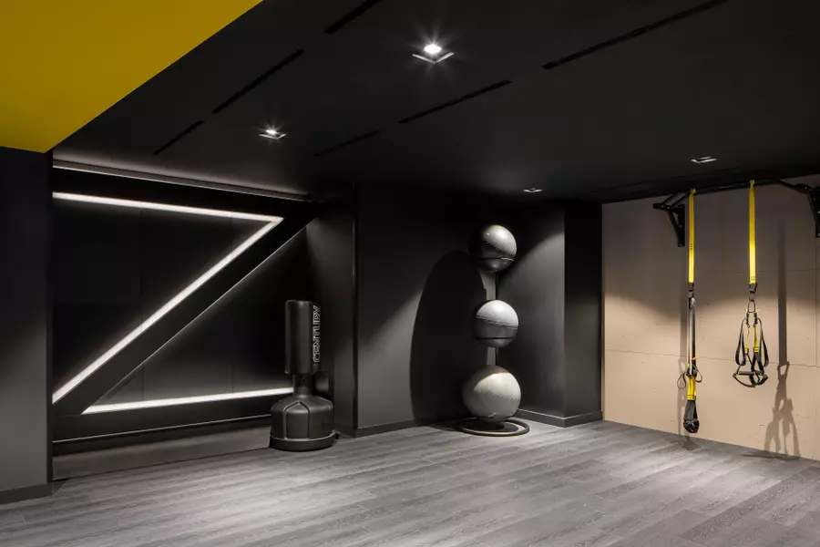 36 Zorra ST #2205, Toronto W08, ON M8Z 0G5