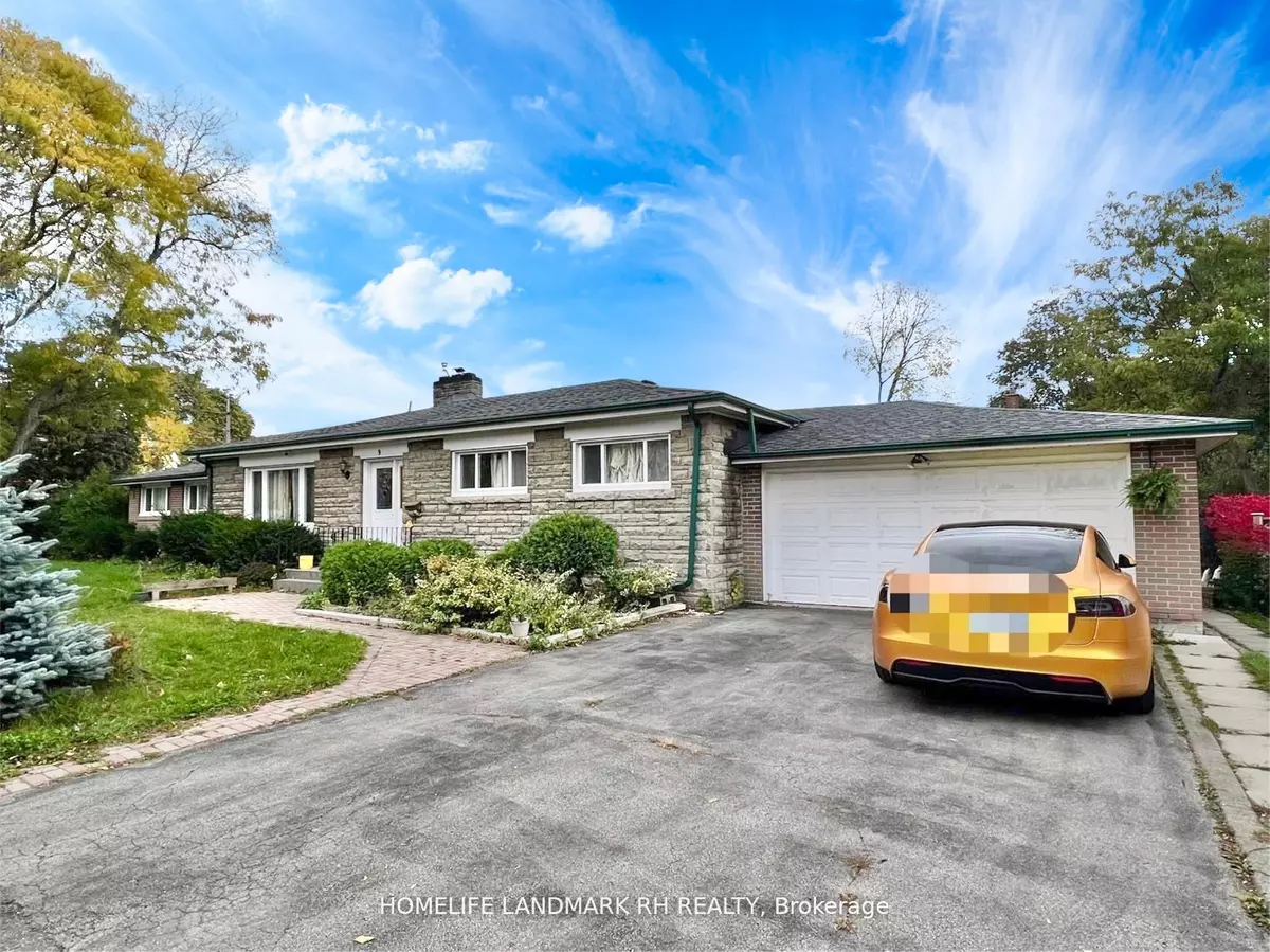 Toronto E07, ON M1S 1N2,9 Lockie AVE