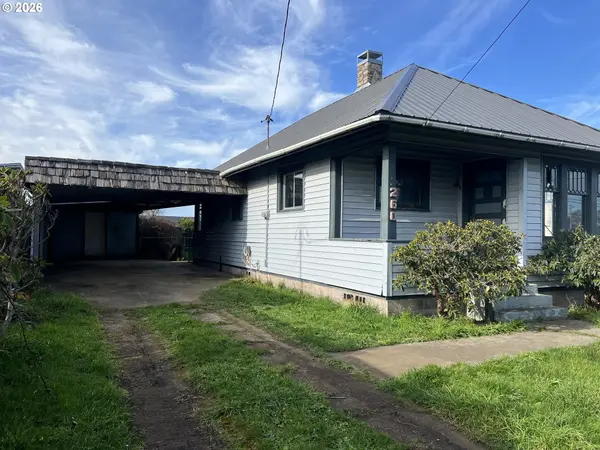 2260 MEADE ST, North Bend, OR 97459