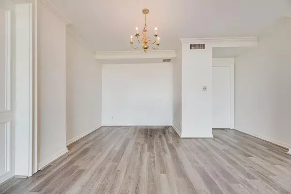 Dallas, TX 75248,5200 Keller Springs Road #537