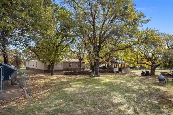 Azle, TX 76020,353 Prairie Lane
