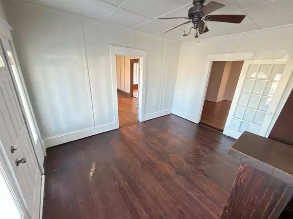 Denison, TX 75020,428 W Morgan Street