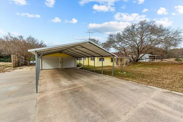Morgan, TX 76671,334 County Road 1296