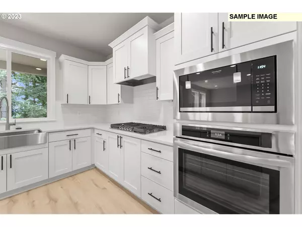 Camas, WA 98607,5560 N 94TH AVE #LT 216