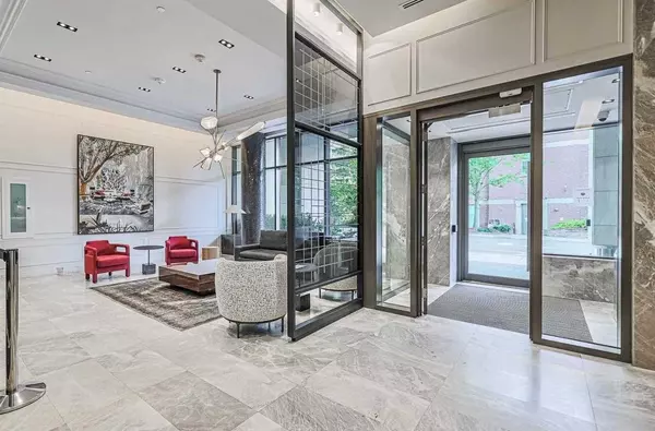 Toronto C09, ON M4T 0A5,6 Jackes AVE #409