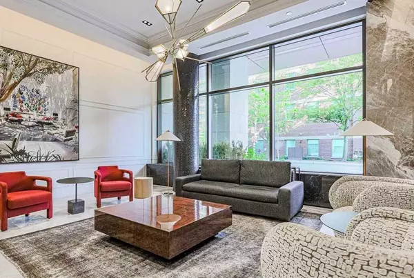 Toronto C09, ON M4T 0A5,6 Jackes AVE #409