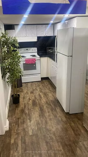 Richmond Hill, ON L4E 5E9,193 Selwyn RD S #Basement