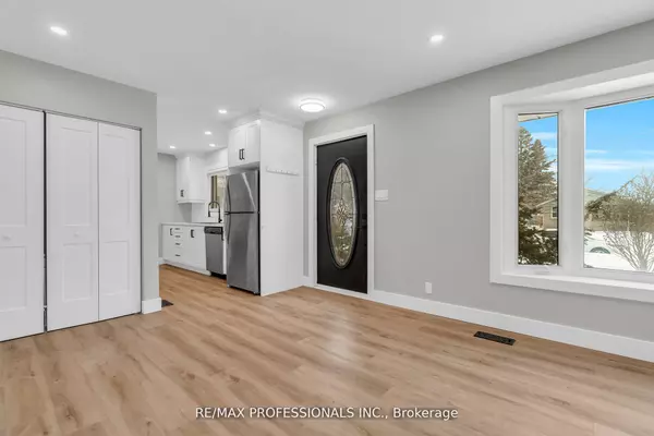 Kitchener, ON N2C 1Z7,139 Byron AVE #Upper