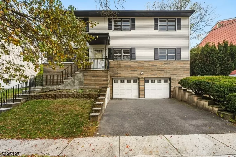 Bloomfield Twp., NJ 07003,235 Lakewood Dr #2