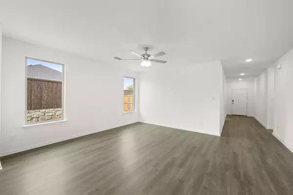 Cleburne, TX 76031,110 Honey Bee Drive