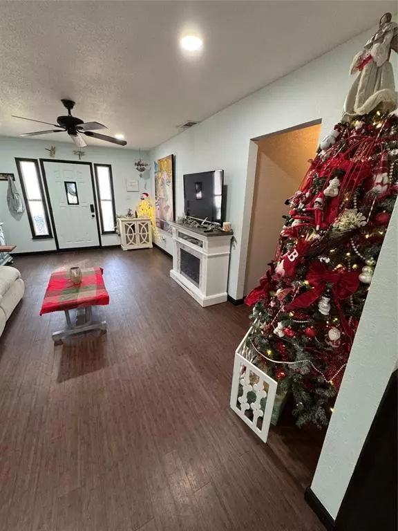 Alvarado, TX 76009,210 Davis Ranch Road