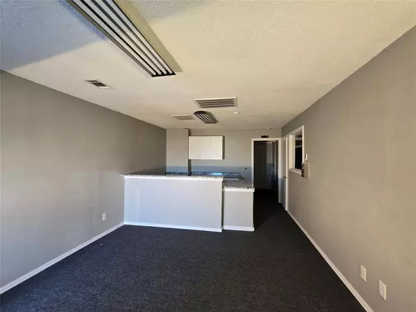 Burleson, TX 76028,509 SW Wilshire Boulevard #G