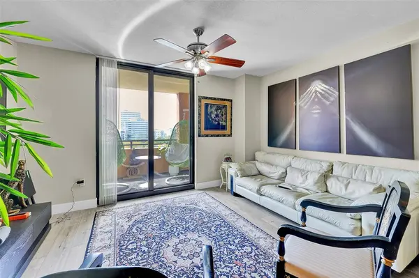 Fort Lauderdale, FL 33301,110 N Federal Hwy #815