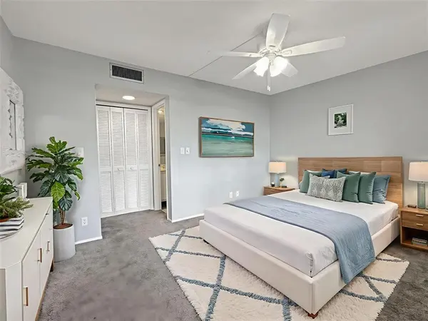 Pompano Beach, FL 33069,535 Oaks Dr #504