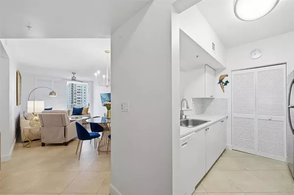 Fort Lauderdale, FL 33308,3020 NE 32nd Ave #1103