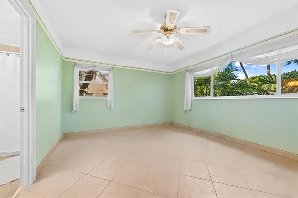 Lauderdale Lakes, FL 33319,5100 NW 35th St #110