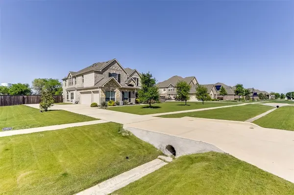 Red Oak, TX 75154,211 Stonegate Way