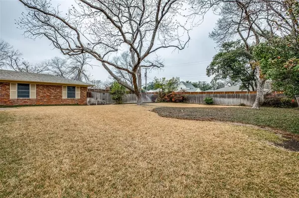 Dallas, TX 75230,7215 Currin Drive