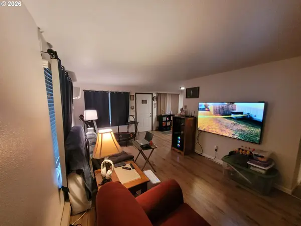 Pendleton, OR 97801,412 NW 8TH ST