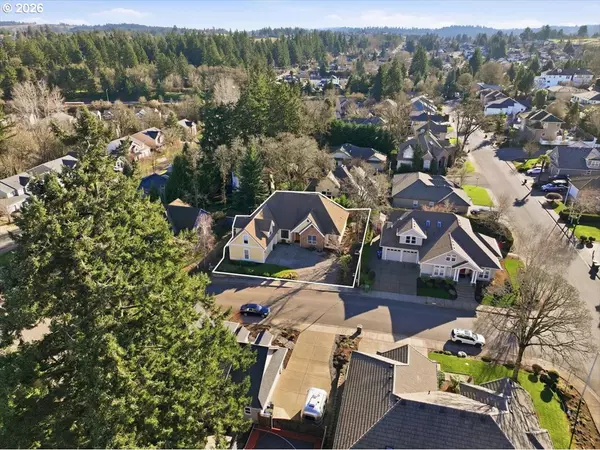 Salem, OR 97302,2082 BARRINGTON AVE