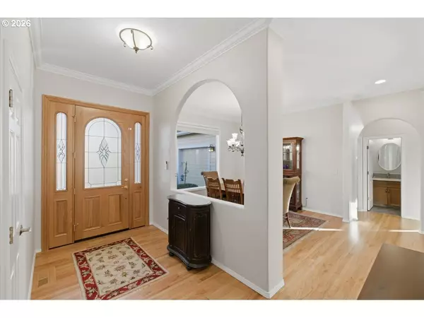 Salem, OR 97302,2082 BARRINGTON AVE