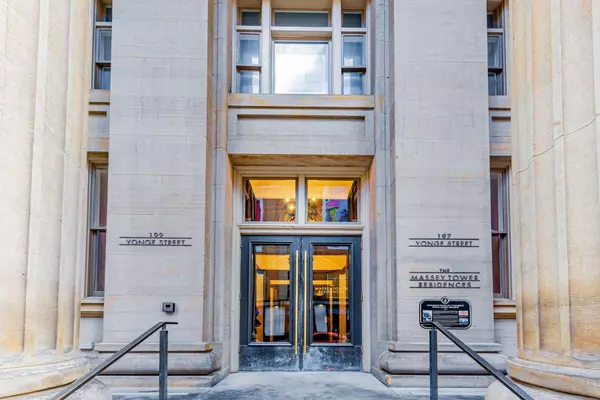 Toronto C08, ON M5B 1M4,197 Yonge ST #1114