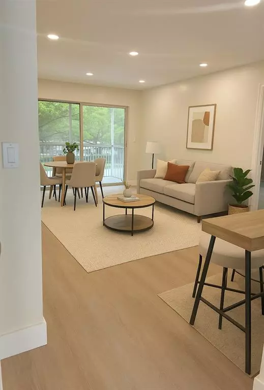 2720 Forest Hills Blvd #204, Coral Springs, FL 33065