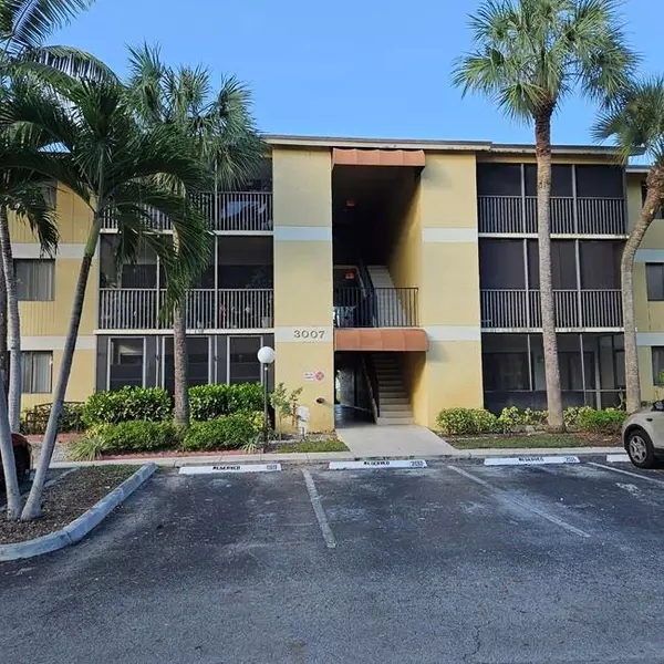 Oakland Park, FL 33309,3007 N Oakland Forest Dr #204