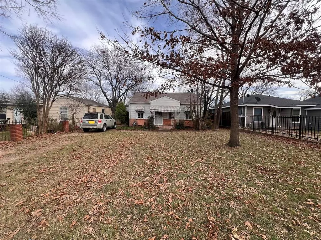 Dallas, TX 75211,906 Eli Avenue