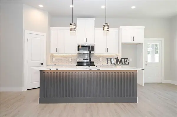 Waxahachie, TX 75165,101 S Getzendaner Street