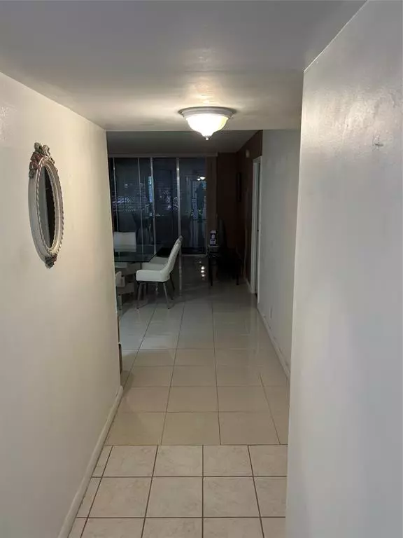 Lauderdale Lakes, FL 33313,2601 NW 48th Ter #143