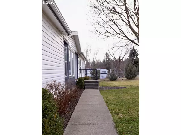 Elgin, OR 97827,155 S 20TH AVE