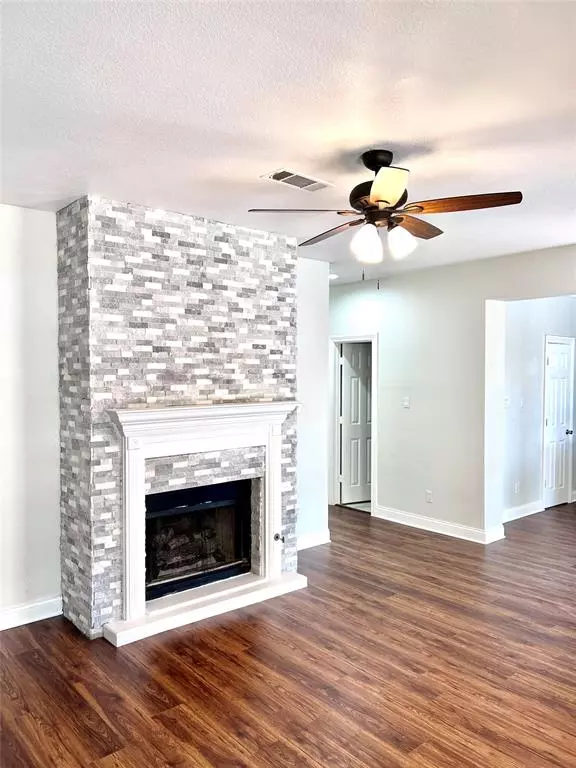 Keller, TX 76248,1504 De Moss Court