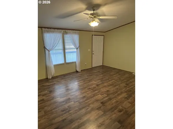 Winston, OR 97496,235 TWIN OAKS LOOP