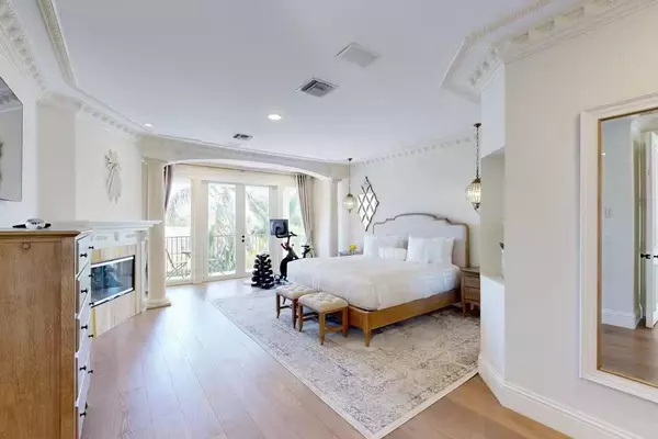 Fort Lauderdale, FL 33308,3030 NE 45th St