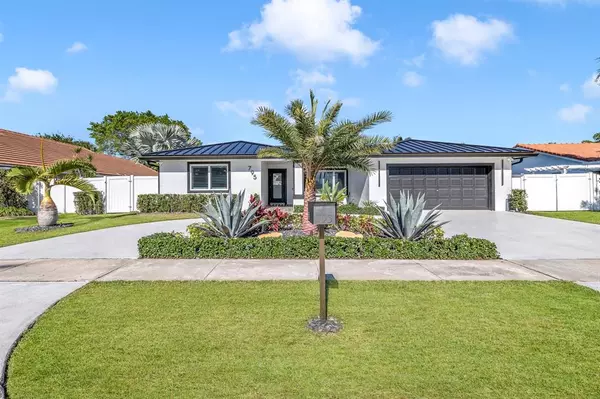 Boca Raton, FL 33486,795 Camino Lakes Cir