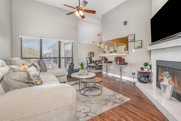 Carrollton, TX 75007,2926 Hunters Point Lane