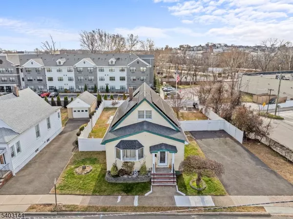 Fair Lawn Boro, NJ 07410,7-02 Lake St