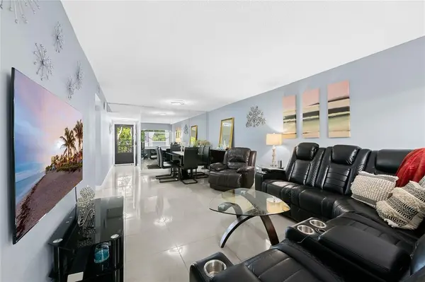 Plantation, FL 33324,471 N Pine Island Rd #302D