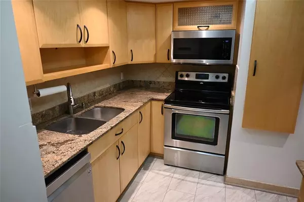 Pompano Beach, FL 33062,1800 S Ocean Blvd #804