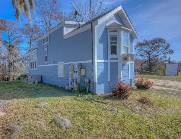 315 Lakeview Circle, Elm Grove, LA 71051