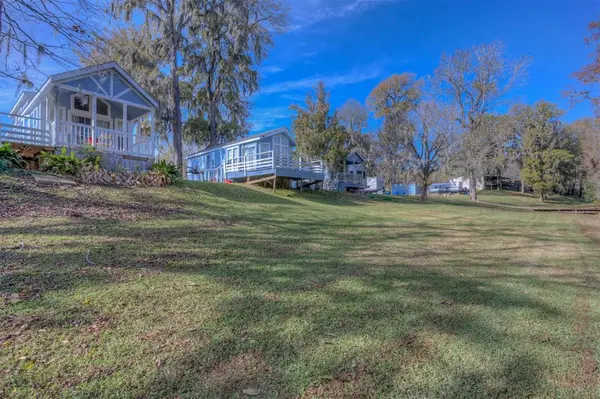 315 Lakeview Circle, Elm Grove, LA 71051